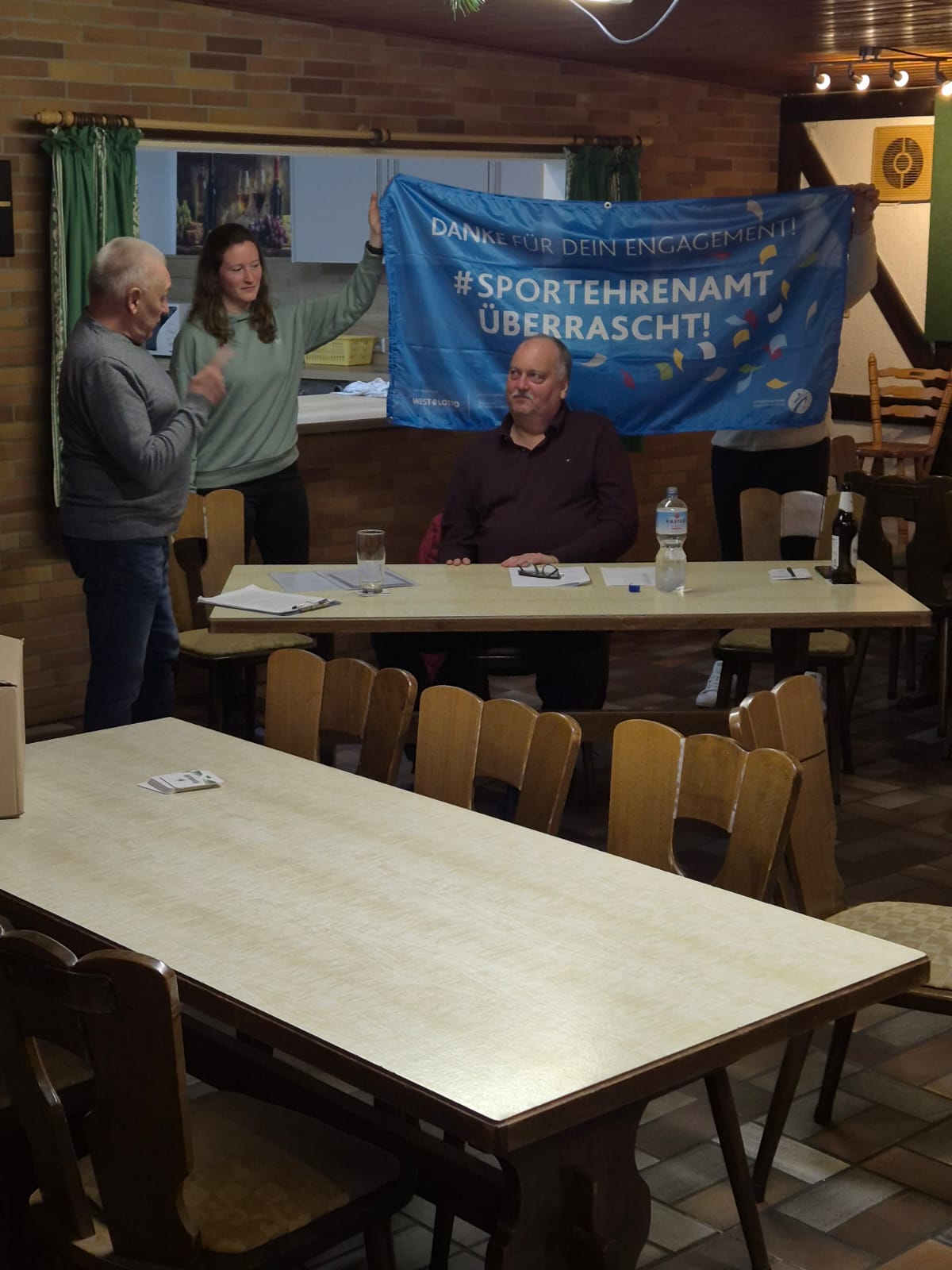 Du betrachtest gerade Jahreshauptversammlung der Faustballabteilung – besondere Ehrung